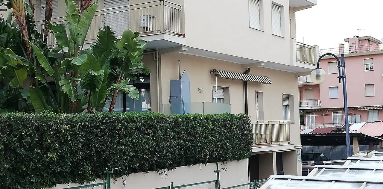 Casa Colibrì bordighera appartamento 80mt dal mare